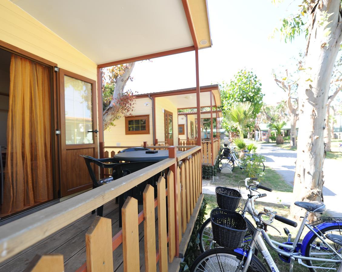 Camping & Village Eucaliptus Alba Adriatica Room photo