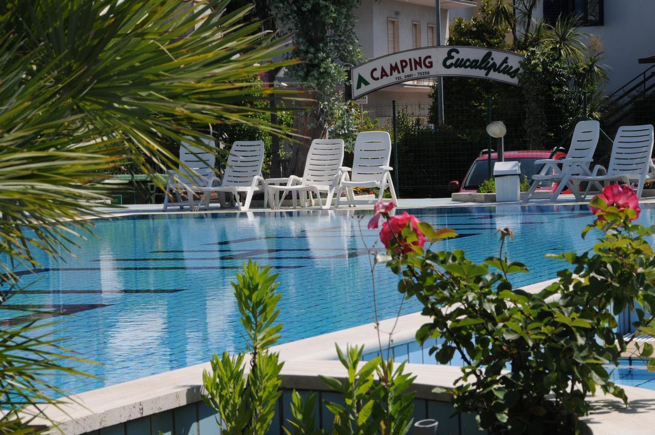 Camping & Village Eucaliptus Alba Adriatica Exterior photo